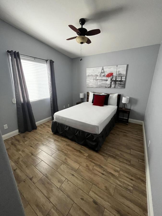 Vintage Residence Whit 3 Bedroom And Billard Table Las Vegas Exterior photo